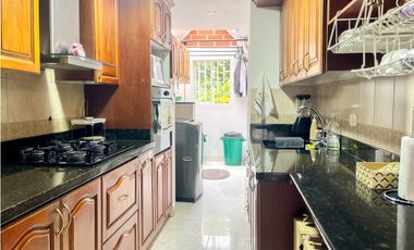 Casa para la venta en el Poblado Sector Frontera