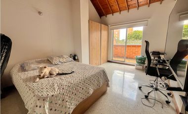 Casa para la venta en el Poblado Sector Frontera