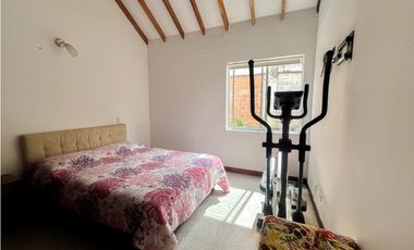 Casa para la venta en el Poblado Sector Frontera