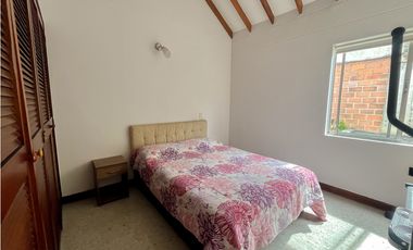 Casa para la venta en el Poblado Sector Frontera