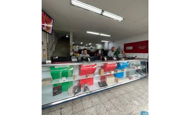 SE ARRIENDA LOCAL COMERCIAL DE 2 NVELES EN SAN DIEGO, AV ORIENTAL