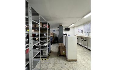 SE ARRIENDA LOCAL COMERCIAL DE 2 NVELES EN SAN DIEGO, AV ORIENTAL