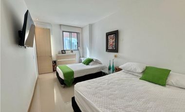 VENDEMOS APARTAMENTO RESIDENCIAL EN CASTILLOGRANDE - MAR DE CRISTAL