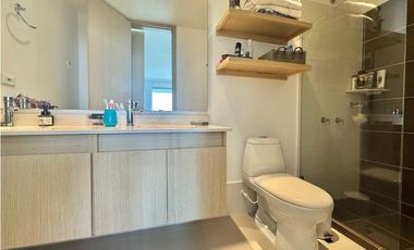 VENDEMOS APARTAMENTO RESIDENCIAL EN CASTILLOGRANDE - MAR DE CRISTAL