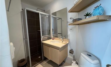 VENDEMOS APARTAMENTO RESIDENCIAL EN CASTILLOGRANDE - MAR DE CRISTAL