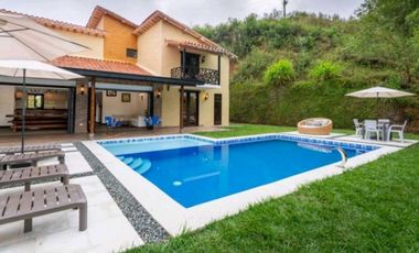 Se vende Casa Campestre Turística Quimbaya, Quindio