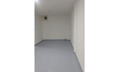 SE ALQUILA LOCAL COMERCIAL  EN EL PARQUE DE CUBA  AREA 140 m2