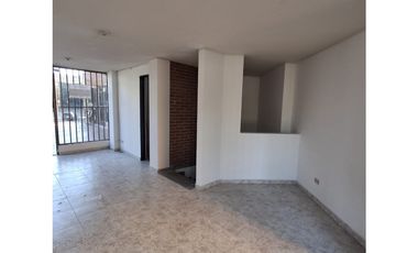 SE ARRIENDA LOCAL SECTOR TIBANA