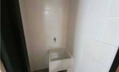 Alquiler Locales u Oficinas Centro Empresarial 9511503 DL