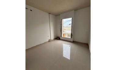 SE VENDE CASA DE DOS PISOS EN LA URBANIZACIÓN VALLEJO DE MONTERIA