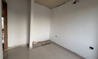 SE VENDE CASA DE DOS PISOS EN LA URBANIZACIÓN VALLEJO DE MONTERIA