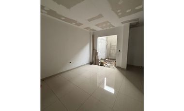 SE VENDE CASA DE DOS PISOS EN LA URBANIZACIÓN VALLEJO DE MONTERIA