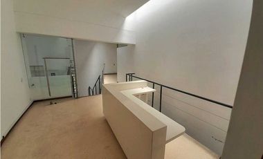 Alquiler Oficina Poblado PatioBonito 9512071 DL