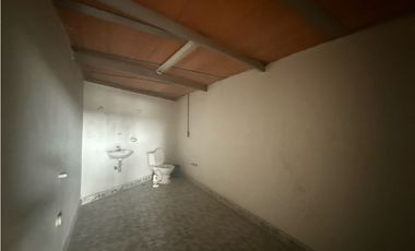 RENTO LOCAL 190 M2 VARIANTE COTA