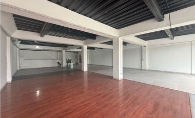 RENTO LOCAL 190 M2 VARIANTE COTA