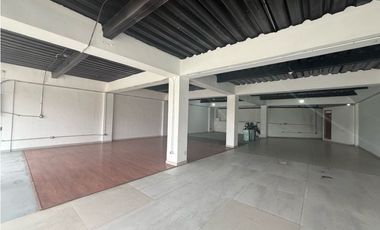 RENTO LOCAL 190 M2 VARIANTE COTA