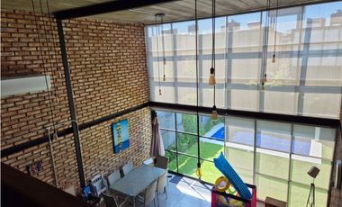 Casa con alberca en venta en Santa Fe Xochitepec ACEPTO CREDITOS