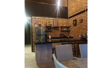 Casa con alberca en venta en Santa Fe Xochitepec ACEPTO CREDITOS