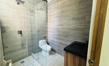 Casa en venta en Pedregal de las Fuentes zona Exclusiva