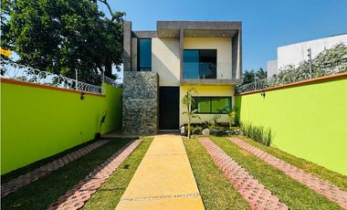 Casa en venta en Pedregal de las Fuentes zona Exclusiva