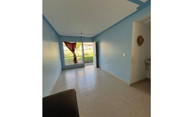 Casa con alberca en venta en Punta Verde libre de gravamen