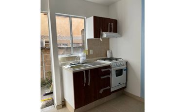 Casa con alberca en venta en Punta Verde libre de gravamen