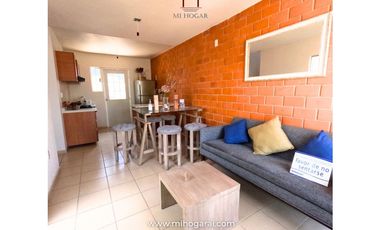 Casa nueva con alberca en venta cerca a Zona de Hospitales