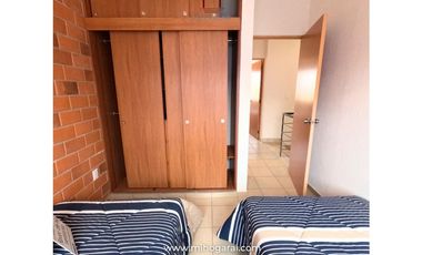 Casa nueva con alberca en venta cerca a Zona de Hospitales