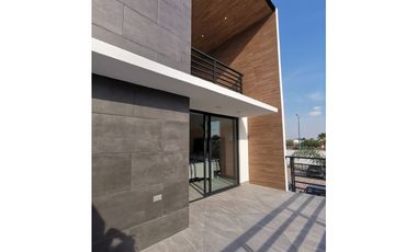 Casa nueva en venta Santa Fe con alberca, acabados de lujo