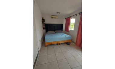 Casa en Las Garzas con alberca terreno excedente ACEPTO CREDITOS