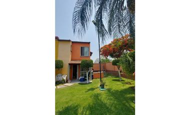 Casa en Las Garzas con alberca terreno excedente ACEPTO CREDITOS