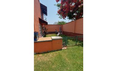 Casa en Las Garzas con alberca terreno excedente ACEPTO CREDITOS