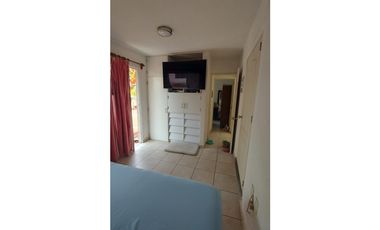 Casa en Las Garzas con alberca terreno excedente ACEPTO CREDITOS