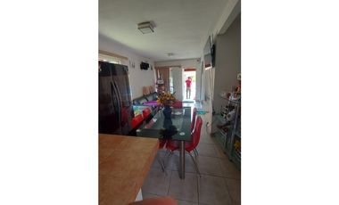 Casa en Las Garzas con alberca terreno excedente ACEPTO CREDITOS