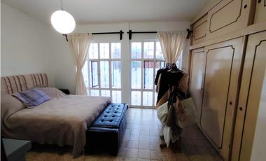 Casa sola en Venta en Cuernavaca Miraval con jardín ACEPTO CREDITO