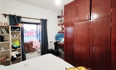 Casa sola en Venta en Cuernavaca Miraval con jardín ACEPTO CREDITO