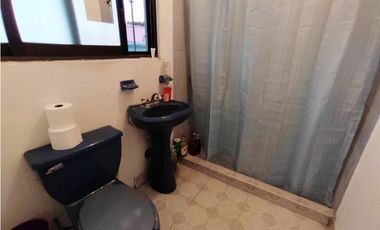 Casa sola en Venta en Cuernavaca Miraval con jardín ACEPTO CREDITO