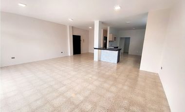 Kennedy, Hermoso Departamento en Renta, 150mm2