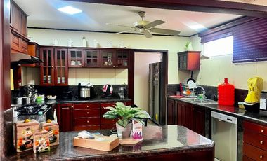 Via La Costa, Hermoso Departamento en Renta, 150m2