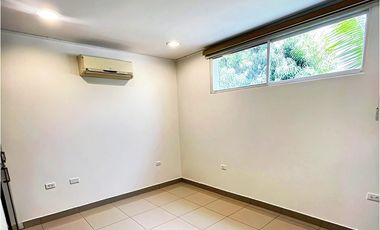 Via La Costa, Hermoso Departamento en Renta, 150m2