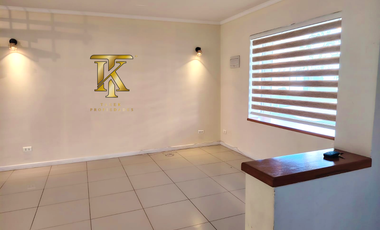 A media hora de Santiago y 10 minutos de la autopista.