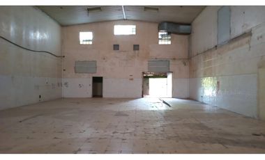 GALERA COMERCIAL / EL PARADOR / PEDREGAL  / 268M2 / SOBRE VIA