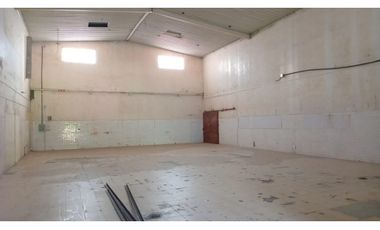 GALERA COMERCIAL / EL PARADOR / PEDREGAL  / 268M2 / SOBRE VIA