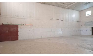 GALERA COMERCIAL / EL PARADOR / PEDREGAL  / 268M2 / SOBRE VIA