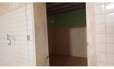 GALERA COMERCIAL / EL PARADOR / PEDREGAL  / 268M2 / SOBRE VIA