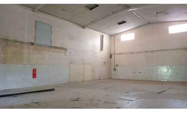 GALERA COMERCIAL / EL PARADOR / PEDREGAL  / 268M2 / SOBRE VIA