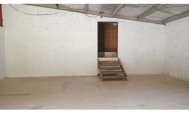 PEDREGAL / EL PARADOR / GALERA COMERCIAL / 245M2 / SOBRE VIA