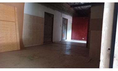 PEDREGAL / EL PARADOR / GALERA COMERCIAL / 245M2 / SOBRE VIA