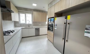 CASA EN SANTA MARIA DE 4 RECAMARAS ESTRENAR  460M2 THE WOODS MLD