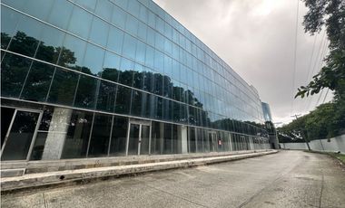 VENTA DE LOCAL COMERCIAL EN ZONA LIBRE  COLON 5,854M2 JP